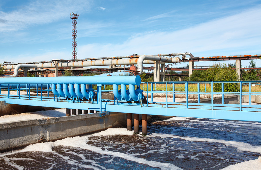 （圖：南輝客戶造紙污水池起泡現場）